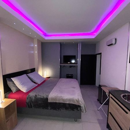 Hostal 170 Room 16 Service Appartement Le Tampon Dış mekan fotoğraf
