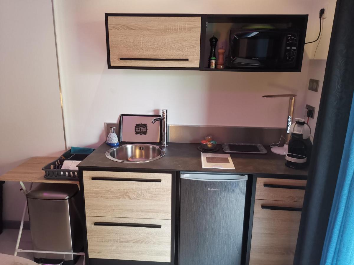 Hostal 170 Room 16 Service Appartement Le Tampon Dış mekan fotoğraf