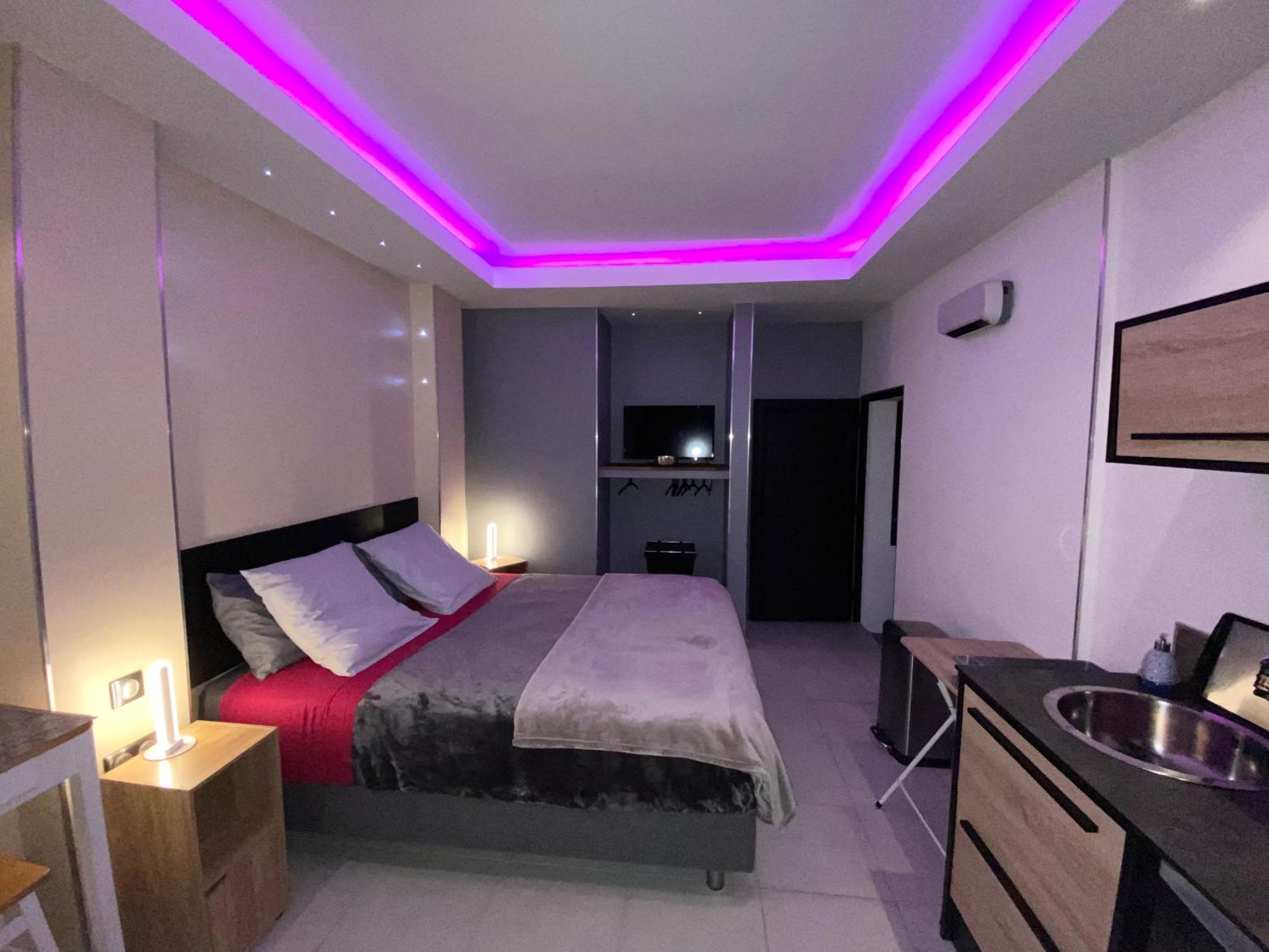Hostal 170 Room 16 Service Appartement Le Tampon Dış mekan fotoğraf
